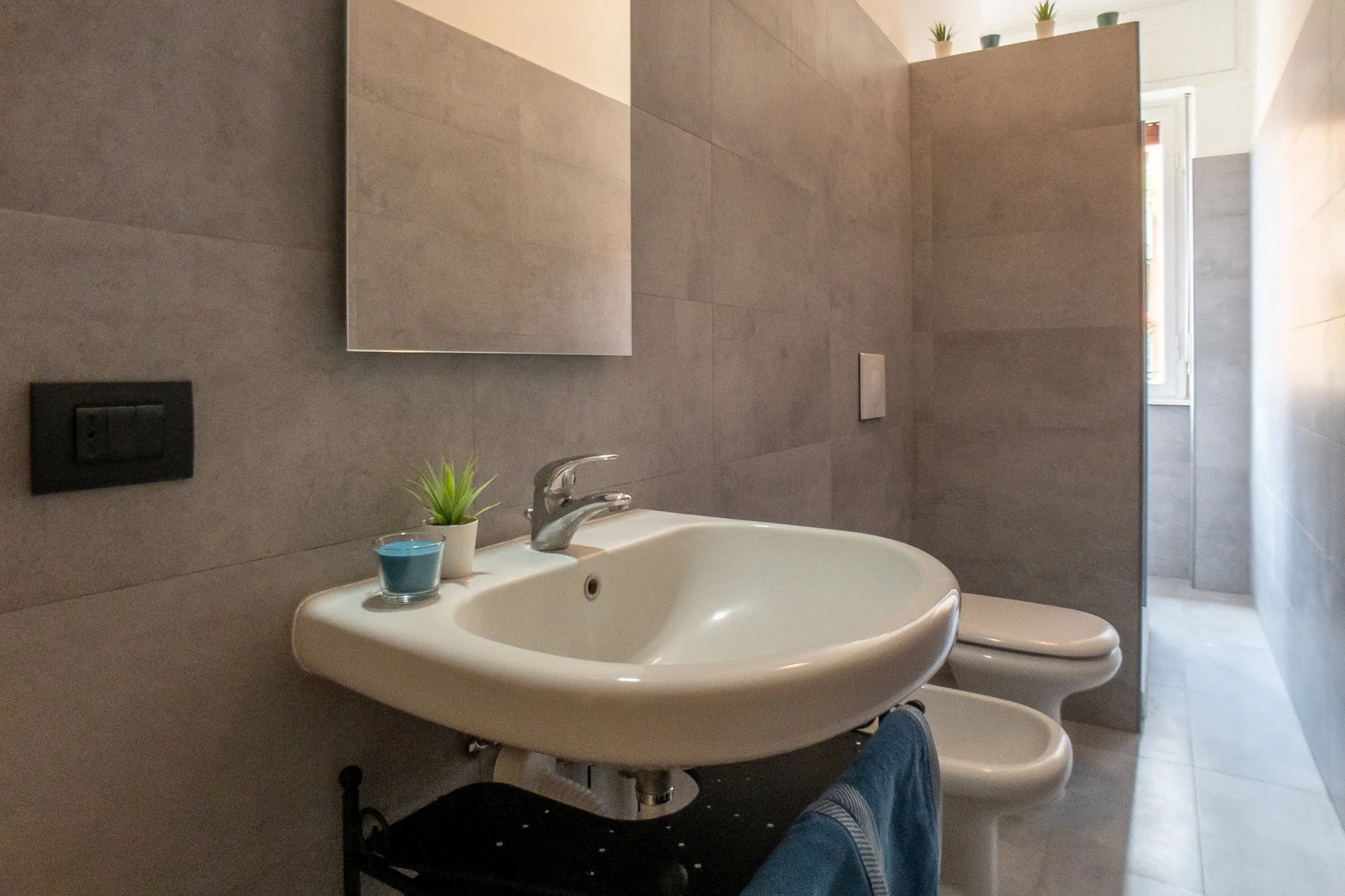 Bathroom — Ambra, Bocconi · Ripamonti, Milan