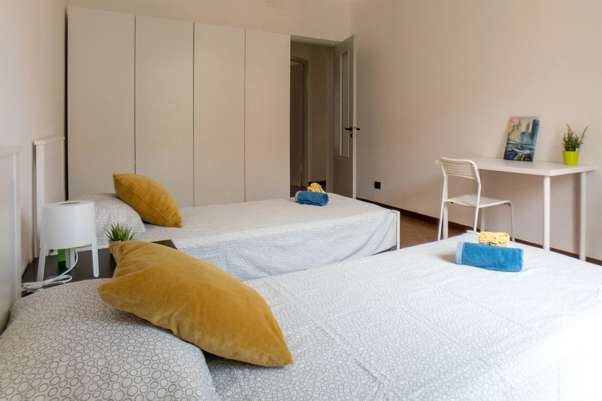 Double bedroom — Ambra, Bocconi · Ripamonti, Milan