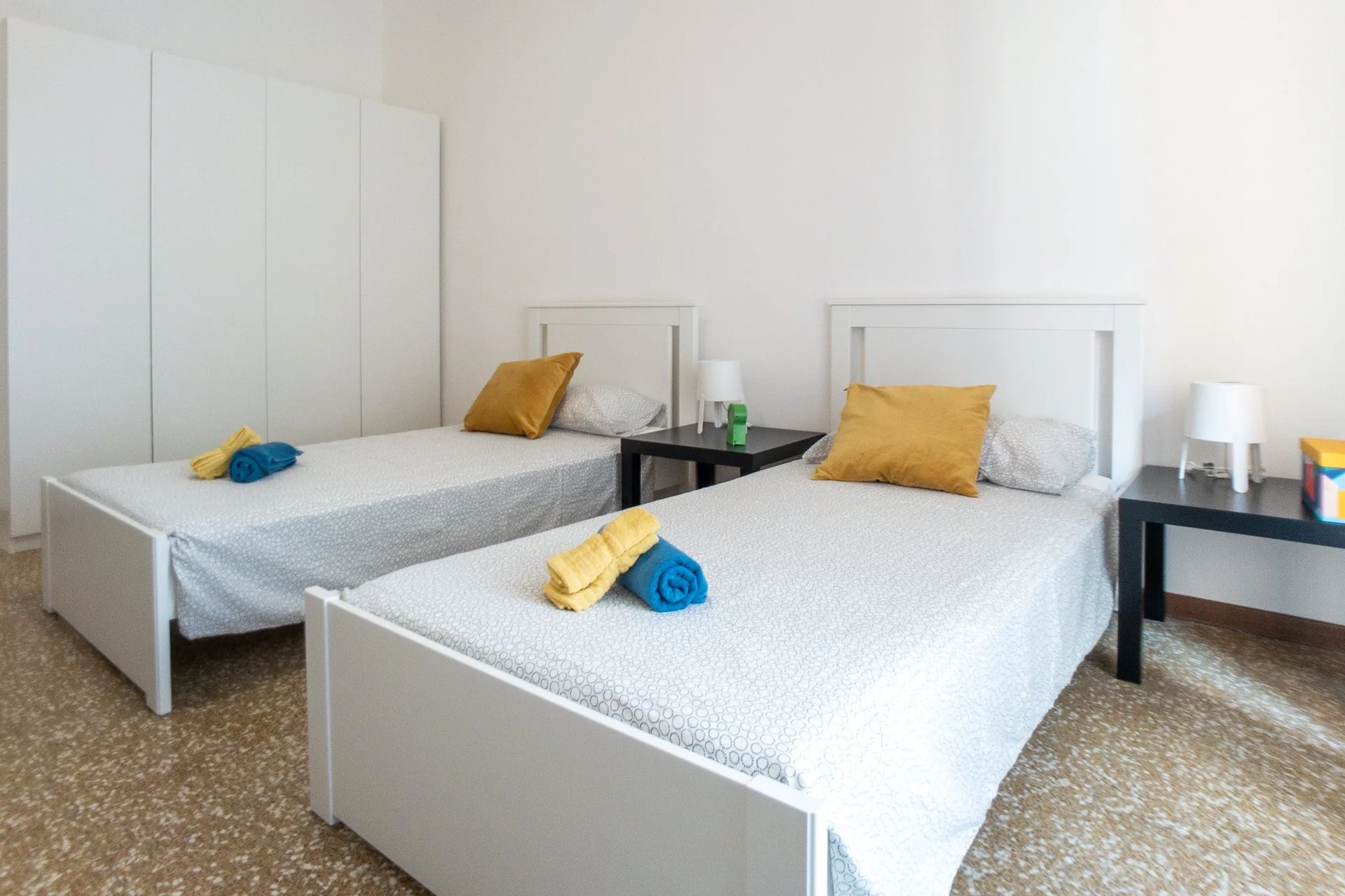 Double bedroom — Ambra, Bocconi · Ripamonti, Milan