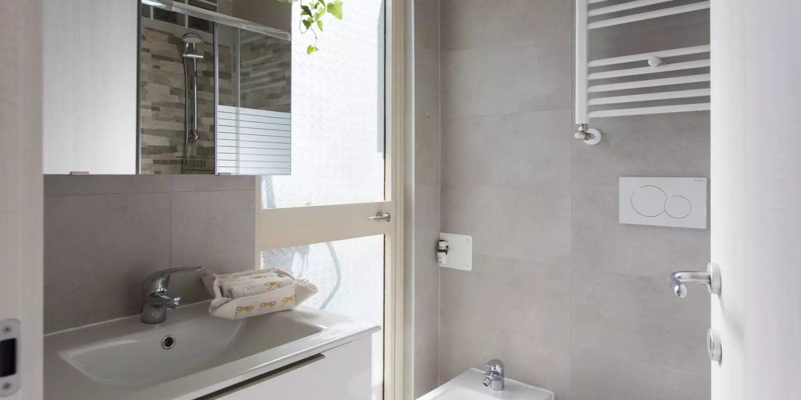 Bathroom — Corallo, Bocconi · Ripamonti, Milan